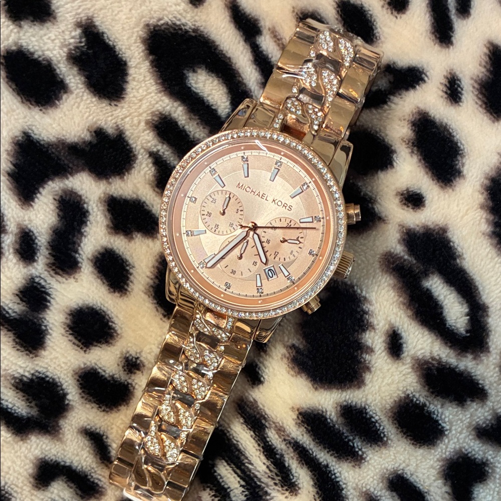 💖 Michael Kors Rose Gold Tone Crystal Accent Chronograph Watch 💖 - Picture 3 of 6